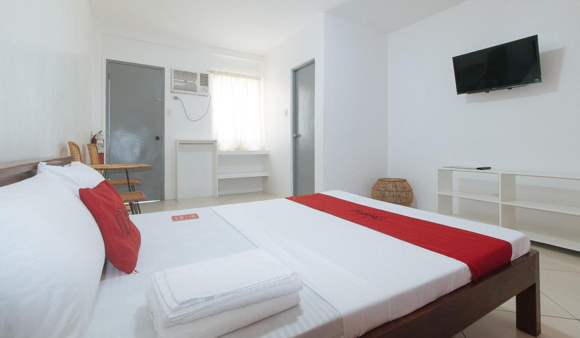 Reddoorz At Fat J Apartelle Mactan Cebu Luaran gambar