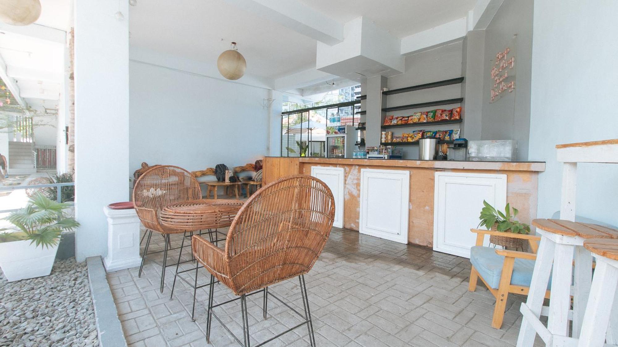 Reddoorz At Fat J Apartelle Mactan Cebu Luaran gambar