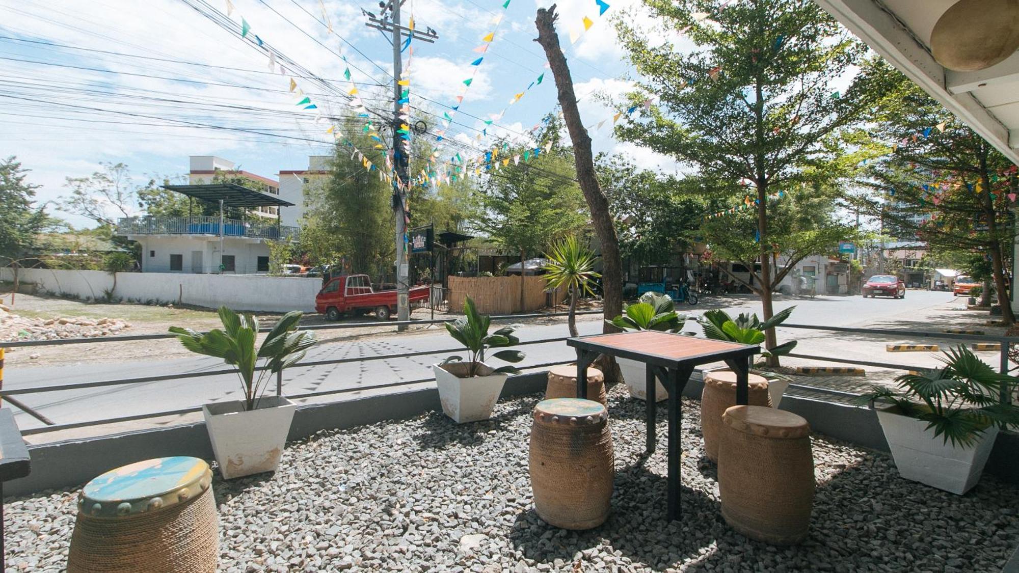 Reddoorz At Fat J Apartelle Mactan Cebu Luaran gambar